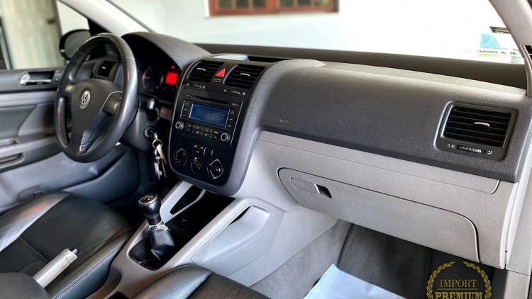 Volkswagen Golf V 1.9 TDi 105cv