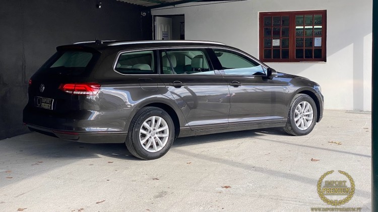 Volkswagen Passat Variant 1.6 TDi 120Cv DSG Top Extras!
