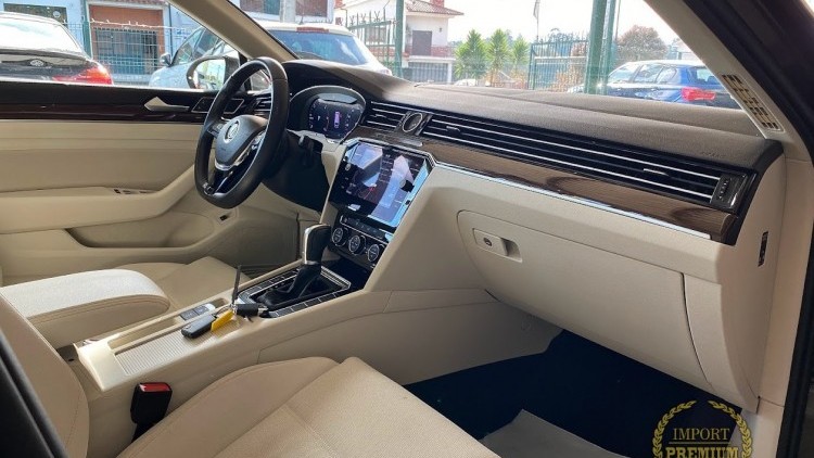 Volkswagen Passat Variant 1.6 TDi 120Cv DSG Top Extras!