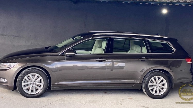 Volkswagen Passat Variant 1.6 TDi 120Cv DSG Top Extras!