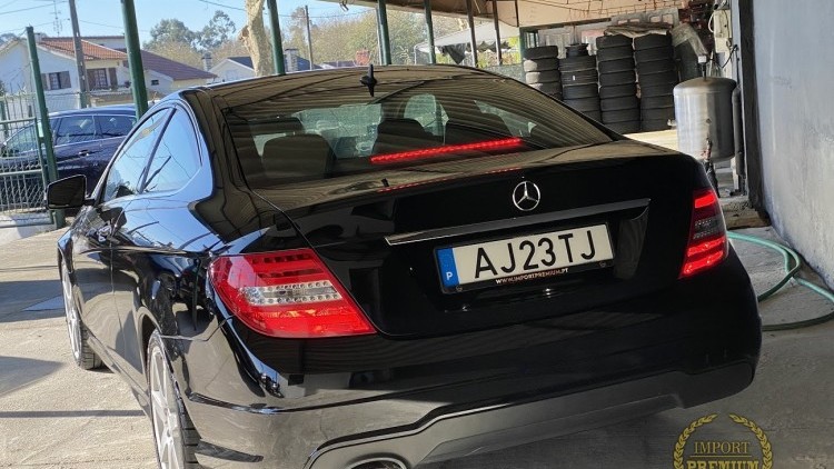 Mercedes-Benz Classe C 180 CGI AMG