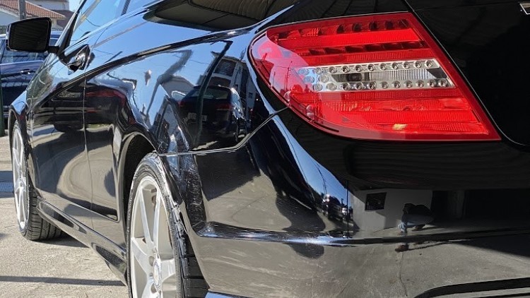 Mercedes-Benz Classe C 180 CGI AMG