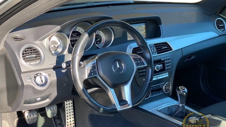 Mercedes-Benz Classe C 180 CGI AMG