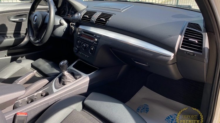 BMW S&eacute;rie 1 - 118 d Pack M