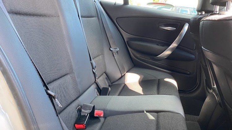 BMW S&eacute;rie 1 - 118 d Pack M