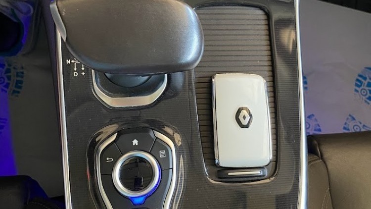 Renault Espace 1.6 DCi Initiale Paris