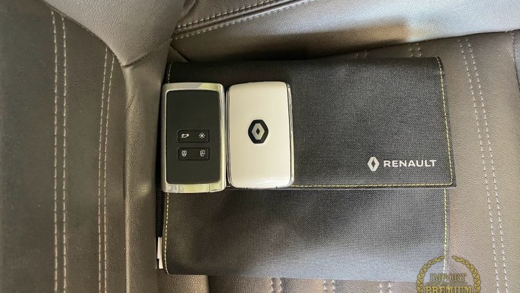 Renault Espace 1.6 DCi Initiale Paris